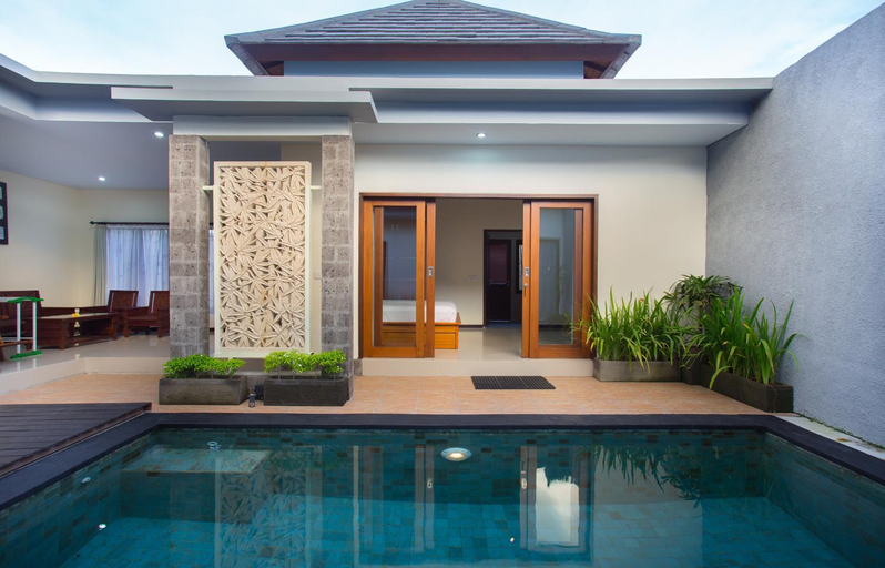 Swimming Pool 10