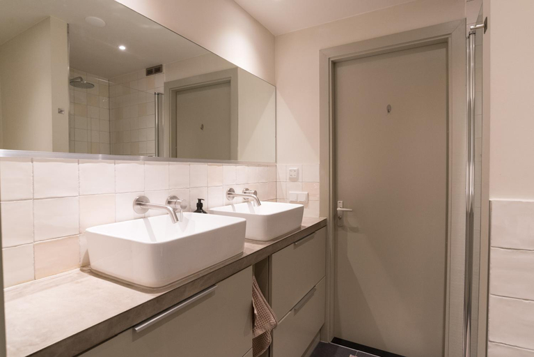 Bathroom 2, Studio in creative district, Amsterdam