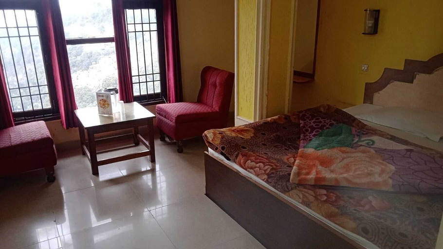 Bedroom 4, Hotel Harbans Shimla, Shimla