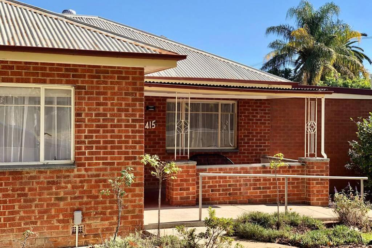 Exterior & Views, Young Olive, Albury
