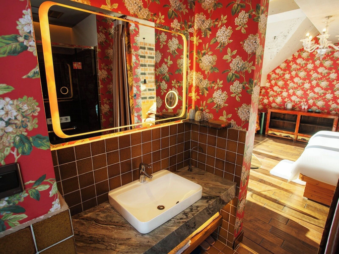 Bathroom 3, Shangzhi Qushe Resort Hotel, Harbin