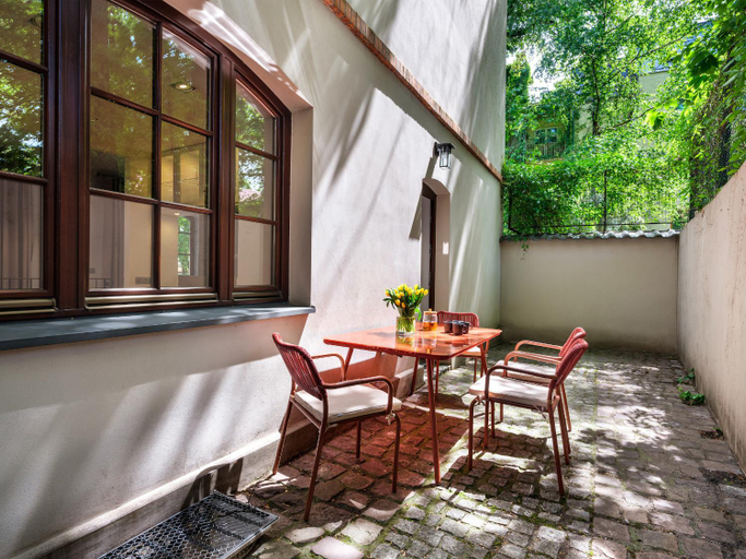Others 2, Tyzenhauz Villas, Kraków City