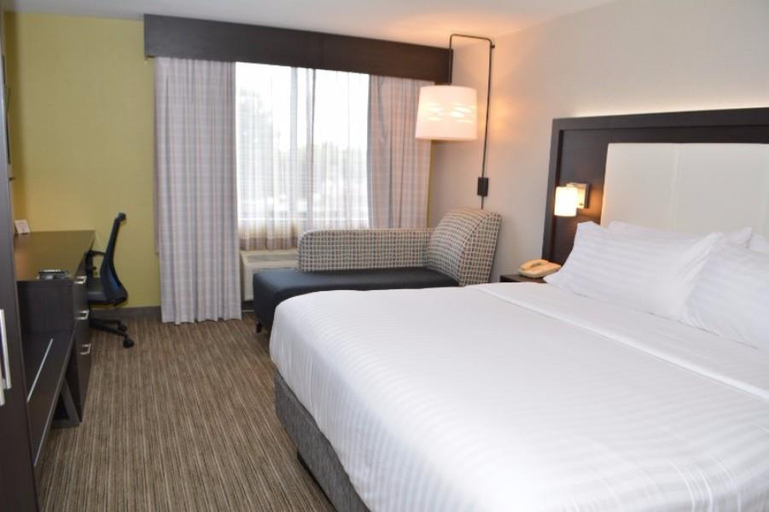 Bedroom 4, Holiday Inn Express & Suites WATERVILLE - NORTH by IHG, Kennebec