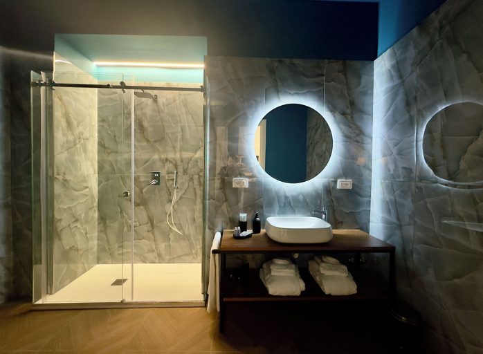 Bathroom 4, Toledo LR Collection, Napoli