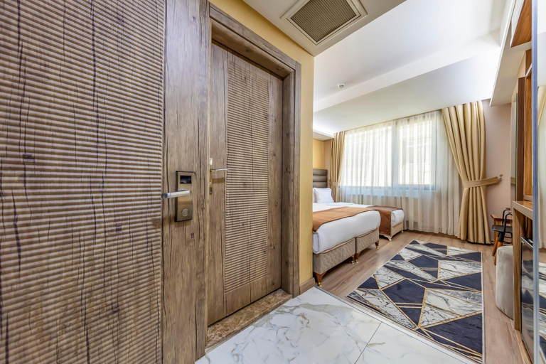 Bedroom 14
