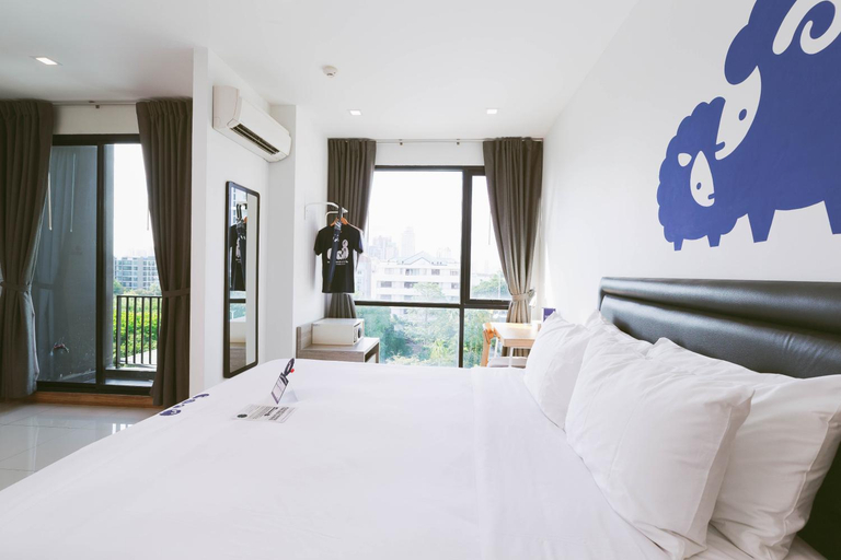 Bedroom 13