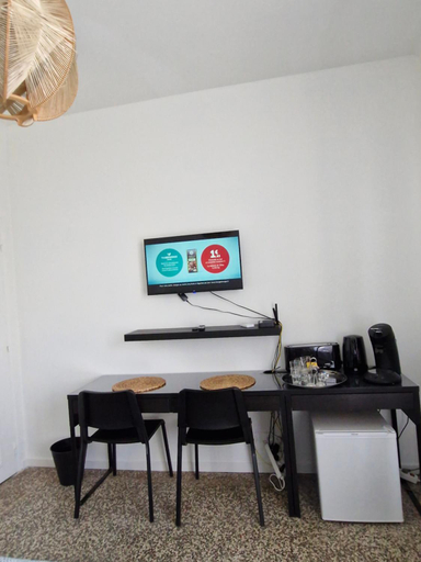 Others 4, Chambre Sommieres, Gard