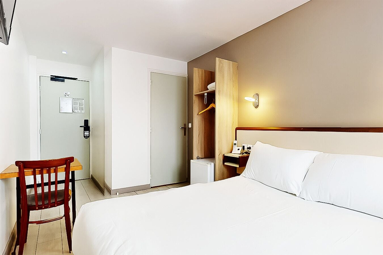 Bedroom 4, Hotel de Menilmontant, Paris