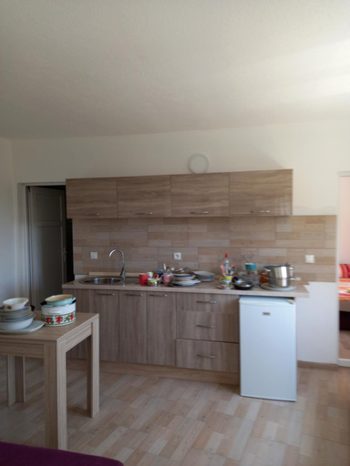 Others 3, MD APARTMANI CANJ