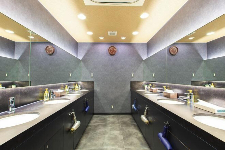 Bathroom 6