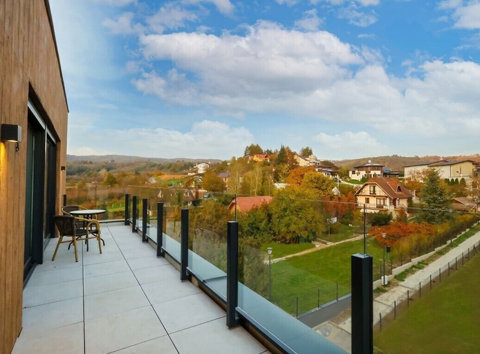 Others 5, Fruške Terme - Fruški Cvet, Irig