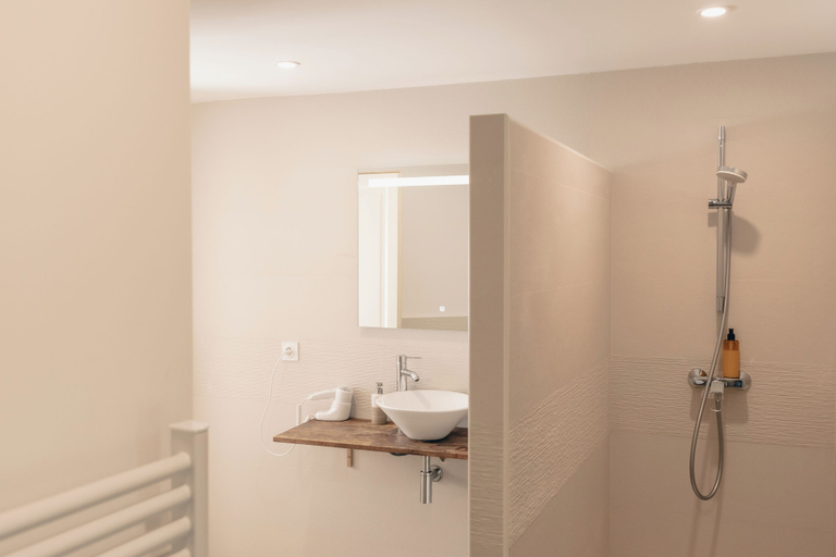 Bathroom 5, Auberge de la Treille, Vaucluse
