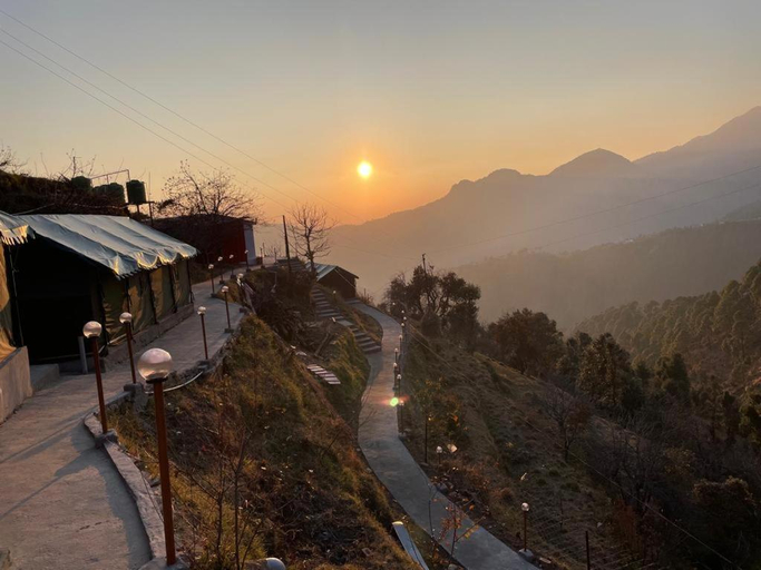 Others 5, Surkanda Kanatal View Camps - Affordable Camping in Kanatal, Tehri Garhwal