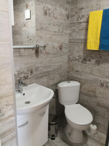 Others 4, Вила Христови, Kavarna