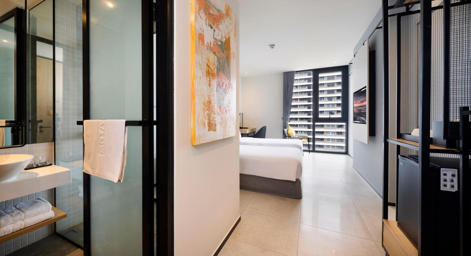 Bathroom 15