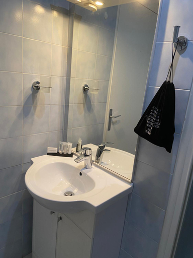 Bathroom 4, Hv¥tel Neptune, Hérault