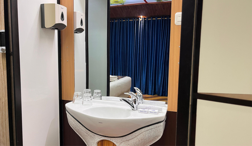 Bathroom 6