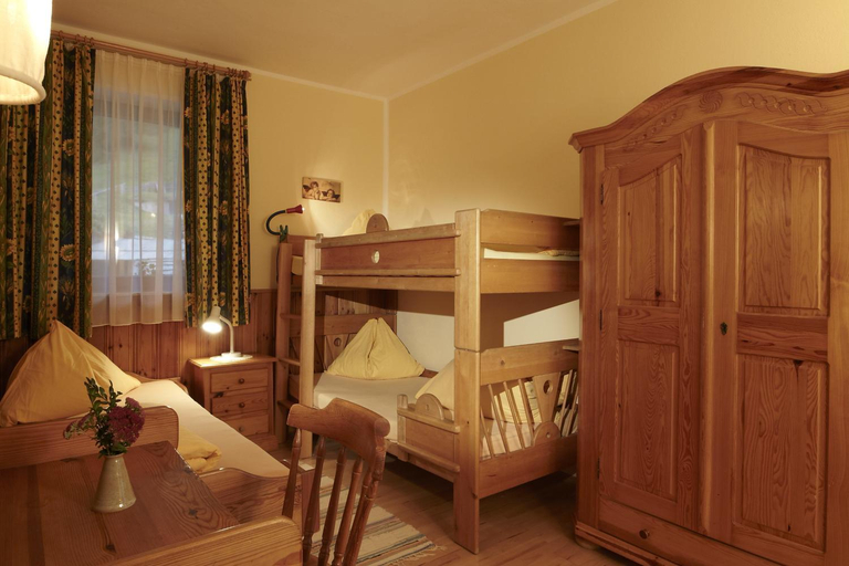 Bedroom 10