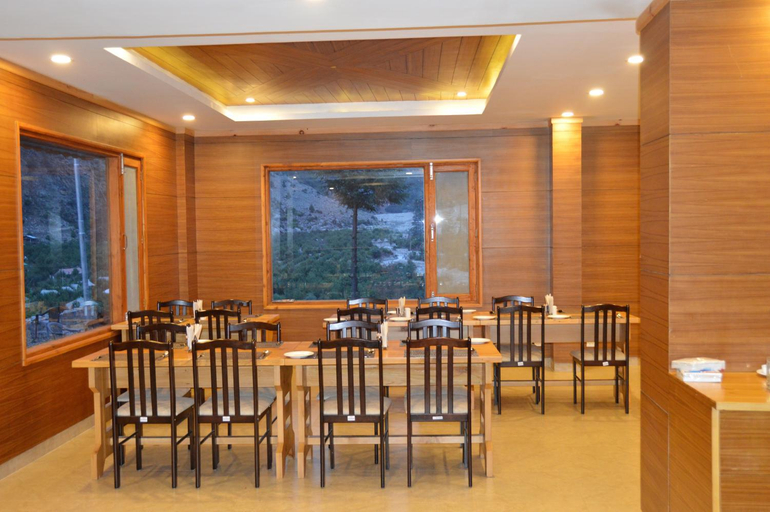 Food & Drinks 3, Hotel Batseri, Kinnaur