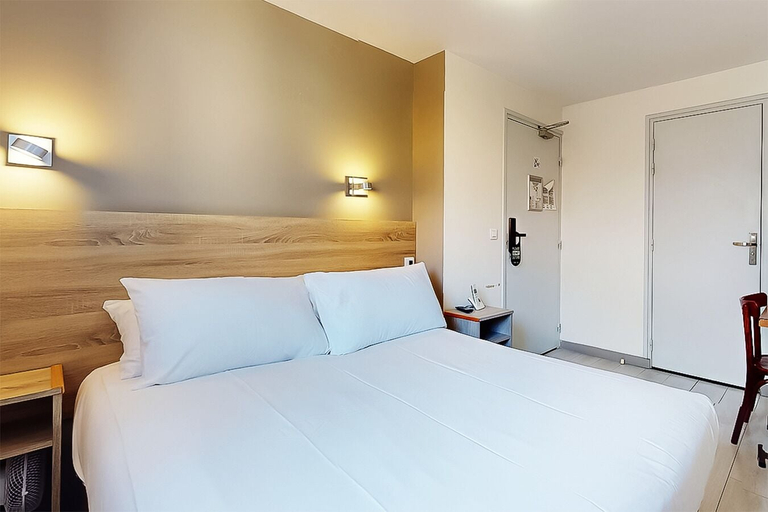 Bedroom 4, Hotel de Menilmontant, Paris
