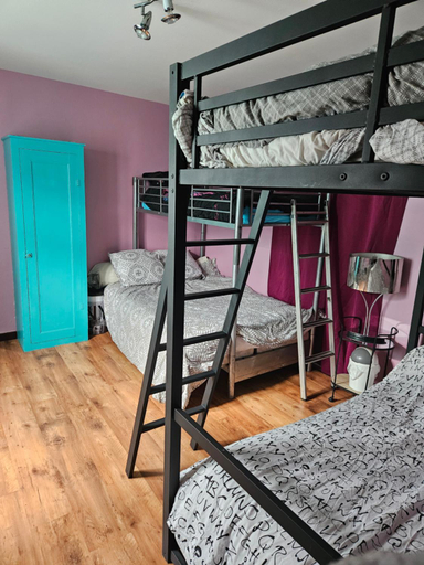 Bedroom 5