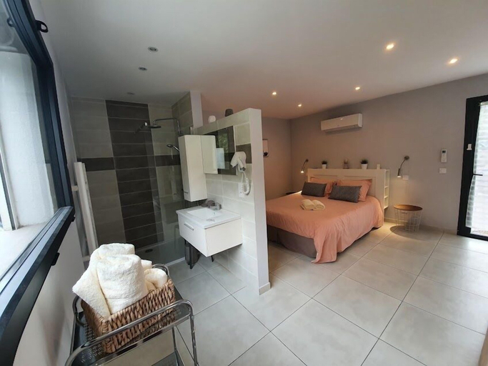 Bedroom 4, La Villa Blanche, Var