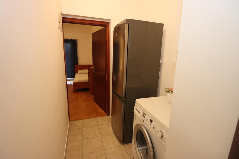 Others 4, Apartments in a quiet neighborhood, Dugi Rat