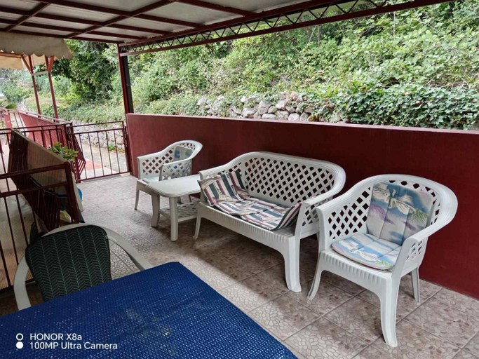 Others 2, Apartmani Gina