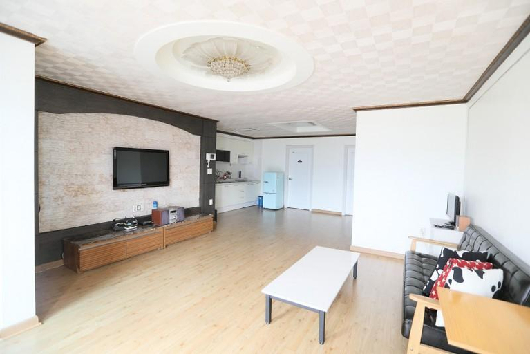 Others 4, Yeosu Romantic Sea Pension, Yeosu