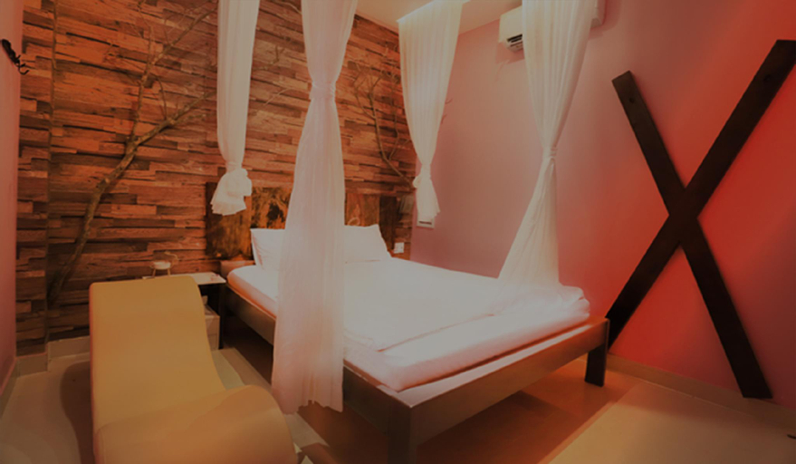 Bedroom 13