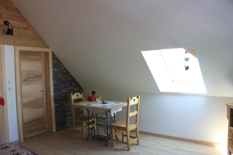Dining Room 10