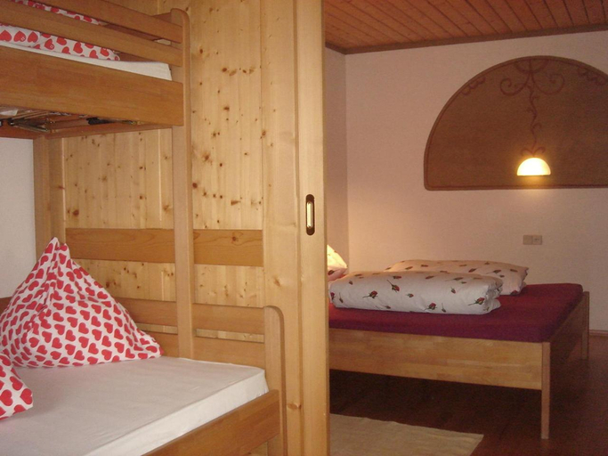 Bedroom 12