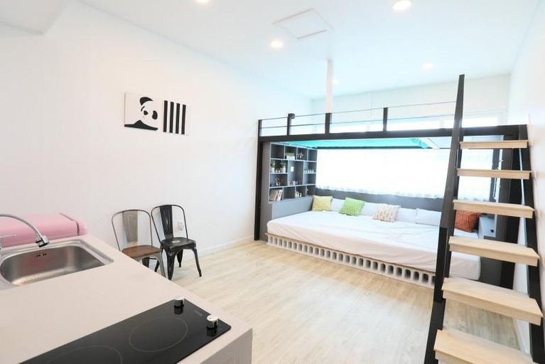 Bedroom 2, Yeosu Romantic Sea Pension, Yeosu