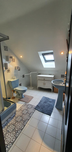 Others 5, Manoir de Saint Ouen, Manche