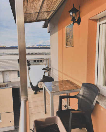 Others 5, R&S Apartment, Graz