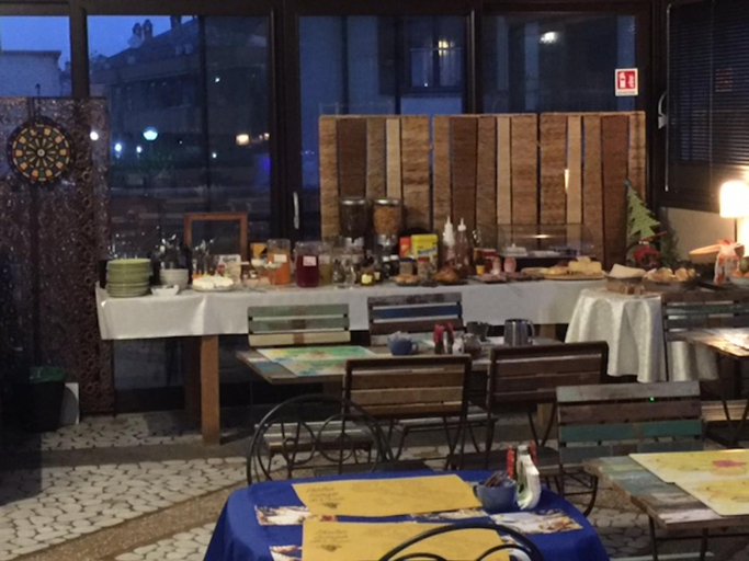 Food & Drinks 4, Casa Rosa, Milano