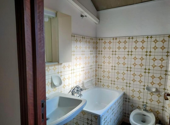 Bathroom 2, Villa Louise by Holiday World, Catania