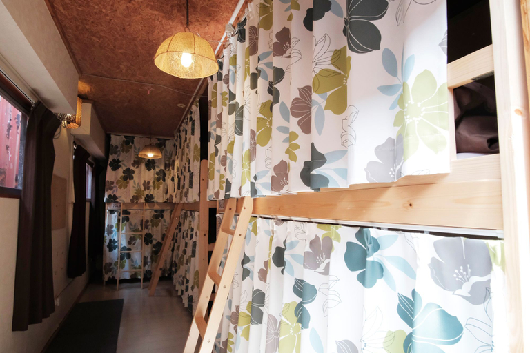 Bedroom, Hotel Hamby Resort - Hostel, Chatan