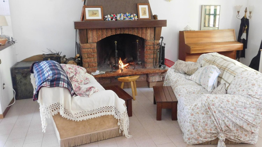Others 3, Casa BnB Pappappero Monti della Laga, Teramo