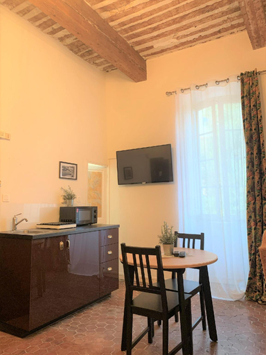 Dining Room 12