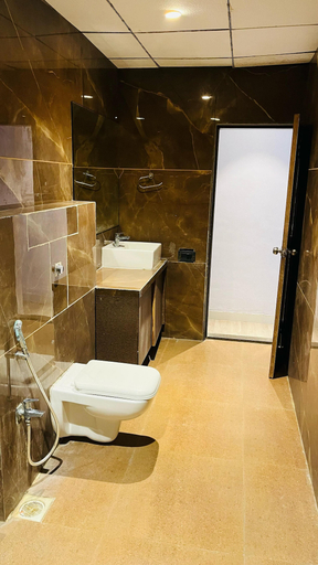 Bathroom 4, Hotel Elegant inn- Ichhapore, Surat