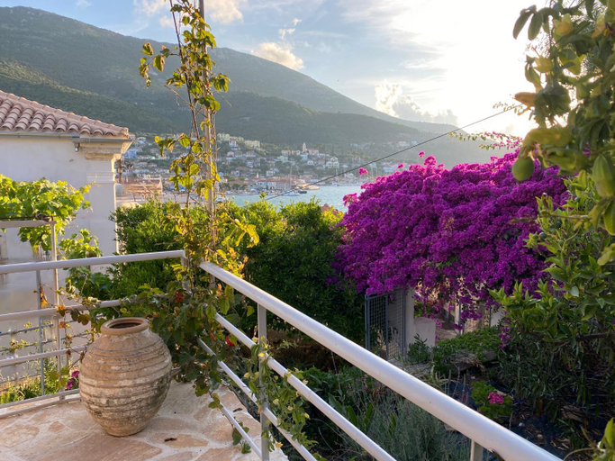Balcony/terrace 2, Antiklea Villa, Ionian Islands