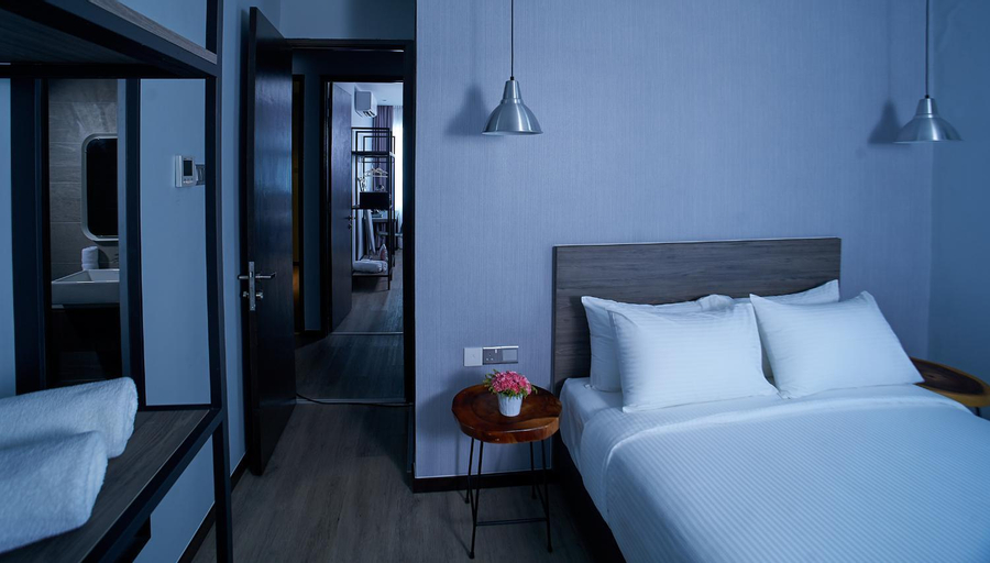 Bedroom 6