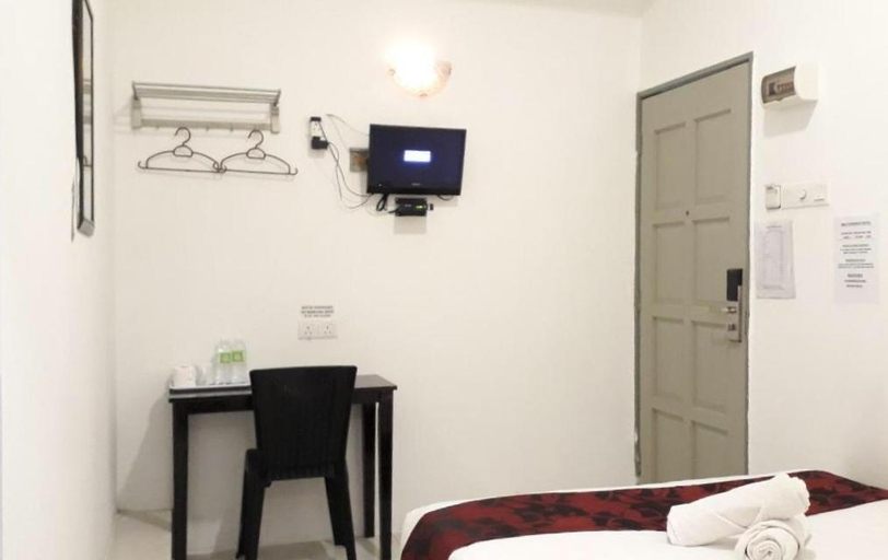 Bedroom 6