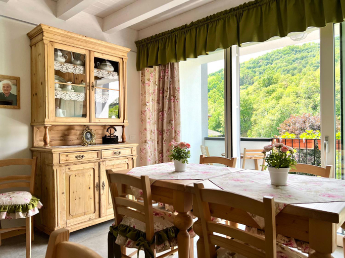 Others 5, La Finestra sul Giardino - B&B, Trento