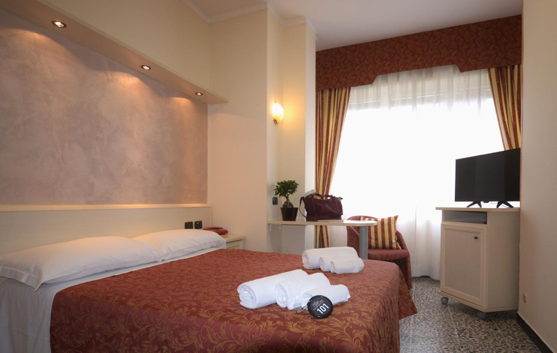 Bedroom 15
