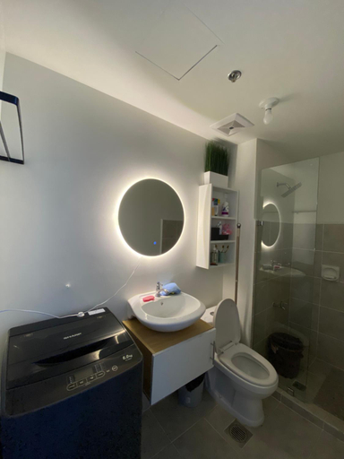 Bathroom, Cozy & Minimalist Room at Amaia Steps Alabang, Las Piñas