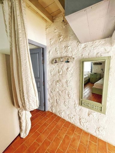 Others 3, Traditional 2 Bd Chora House Patmos, South Aegean