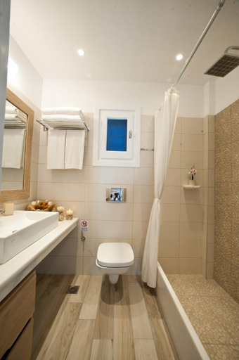 Bathroom 2, Filoxenia Apartments, South Aegean