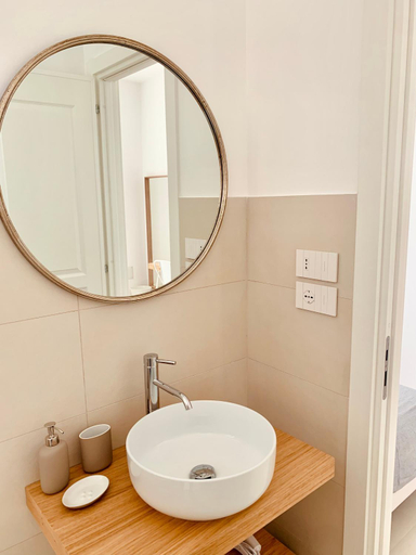 Bathroom 3, Camere Assud, Lecce